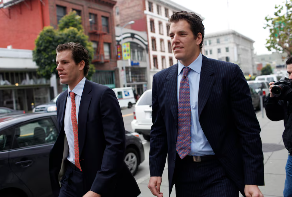 Gemini IPO: The Winklevoss twins’ crypto exchange has completed a massive Initial Public Offering (IPO) oversubscription at $425 million, electrifying the public markets and signaling investors’ voracious appetite for regulated crypto assets.