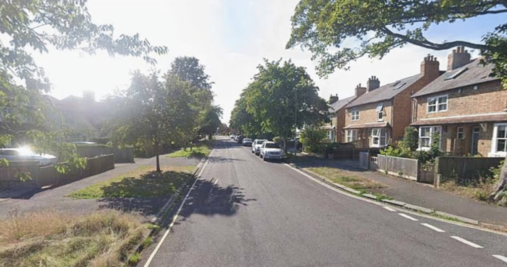 Masked Gang Steal Crypto Worth £1.1M & £450K Luxury Watch in Terrifying Car Kidnap Masked Gang Steal Crypto Worth £1.1M & £450K Luxury Watch in Terrifying Car Kidnap: Oxford heist sees victims forced to transfer digital assets at gunpoint while four suspects arrested across UK in police crackdown.