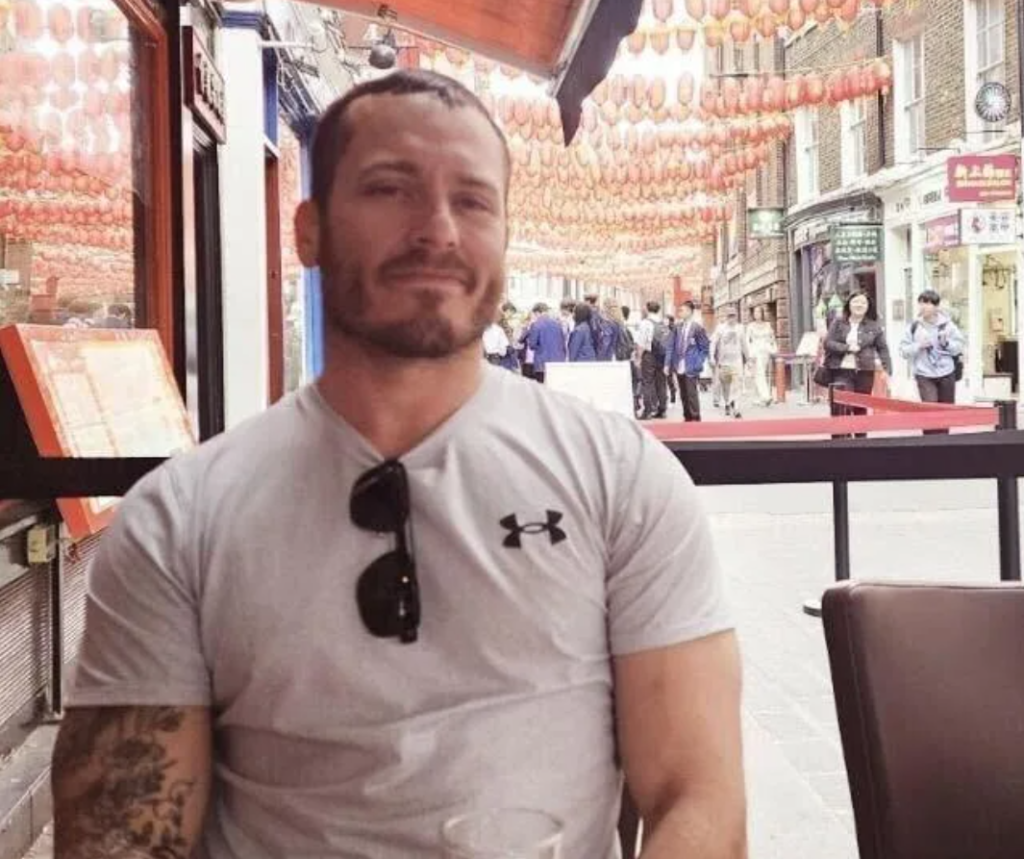 U.S. Soldier Charged with Insider Trading on Polymarket Using Classified Intel on Maduro's Capture U.S. Soldier Charged with Insider Trading on Polymarket Using Classified Intel on Maduro's Capture: Army Master Sergeant Gannon Van Dyke allegedly bet USD 33,000 on the operation's success, pocketing over USD 400,000 in illegal profits.